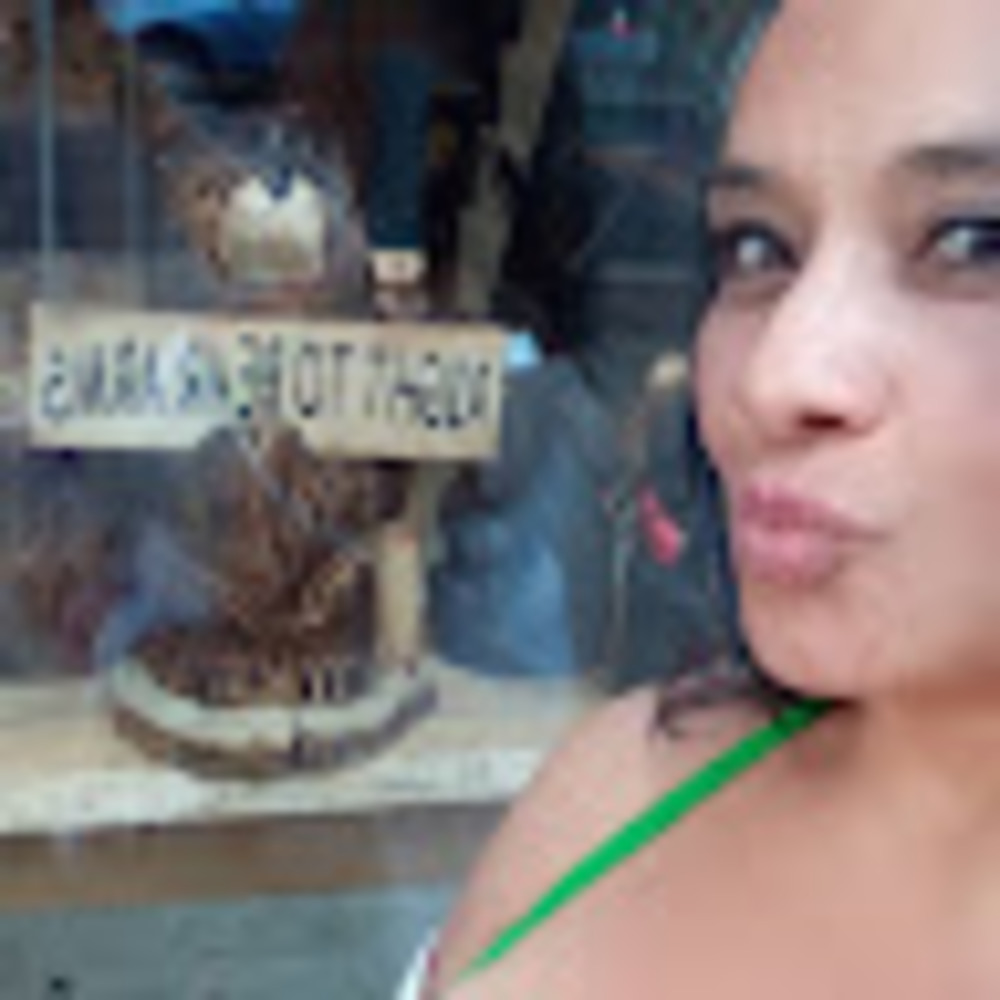 Meet your Posher, Christina